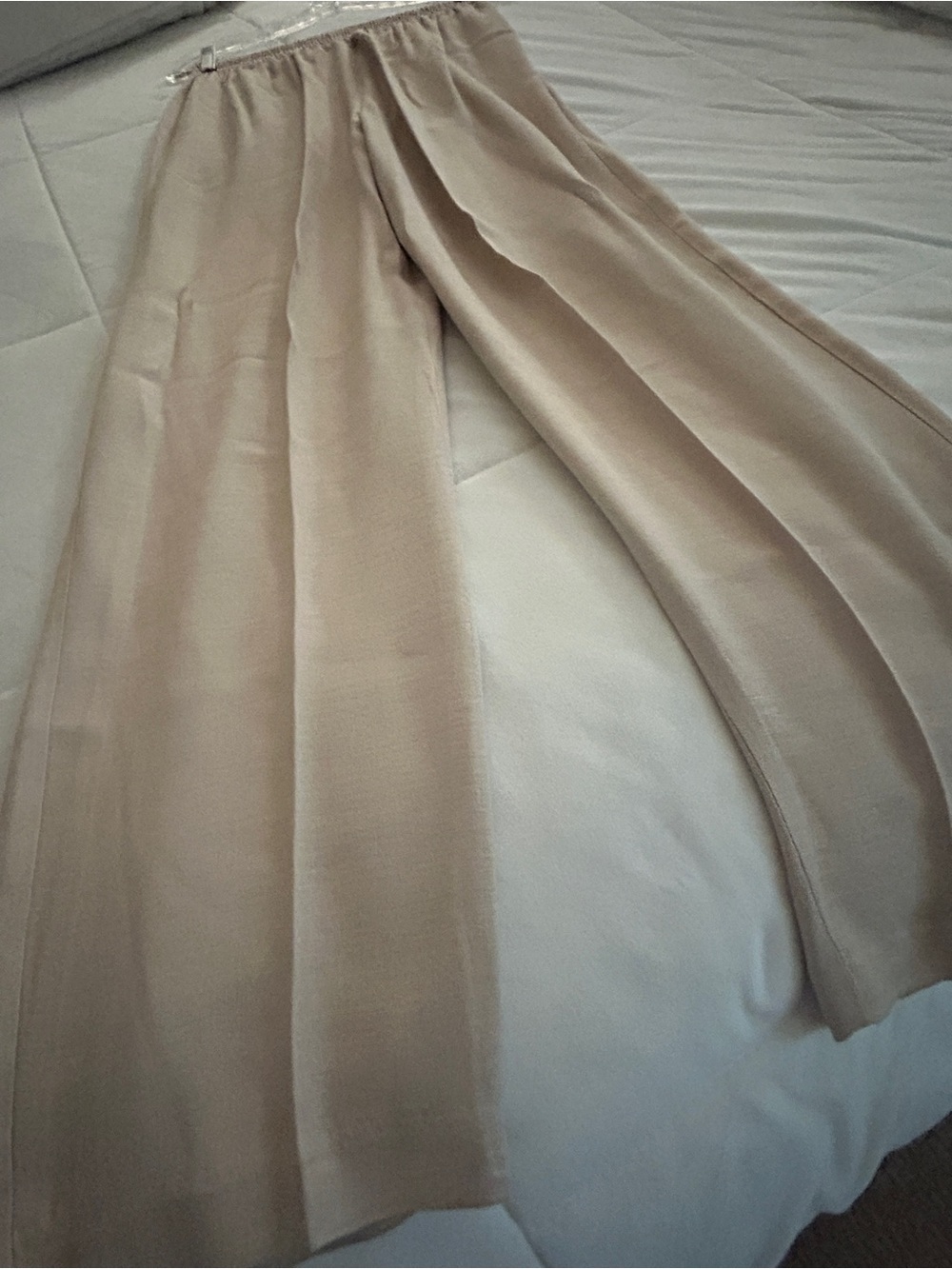 New Beige Wide Leg Pants Inseam 29”​